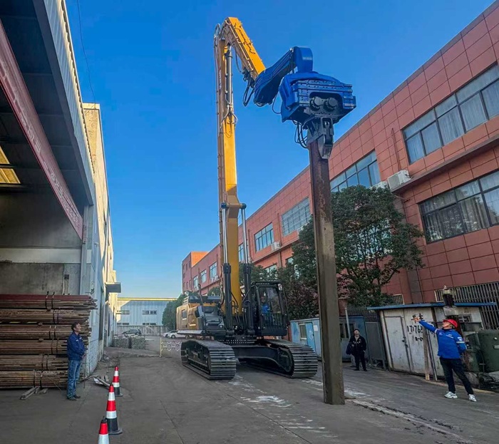 1763946794665861.jpg 1-700.jpg